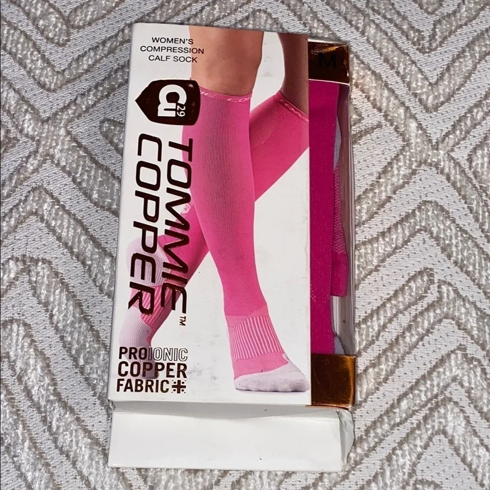 Tommie Copper Women’s Pink and Gray Compression Calf Socks Size M 9-12